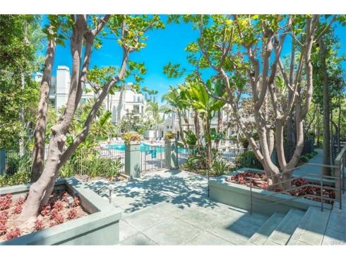 2243  Martin  211 , Irvine, CA