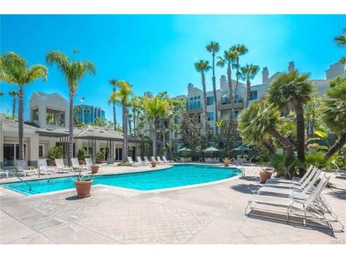 2243  Martin  211 , Irvine, CA