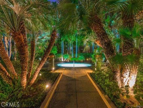 2243  Martin  211 , Irvine, CA