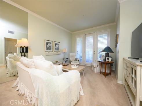 2243  Martin  211 , Irvine, CA