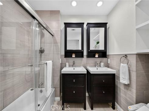 93 Goldenrod , Irvine, CA