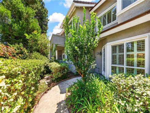 93 Goldenrod , Irvine, CA