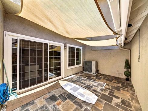 93 Goldenrod , Irvine, CA