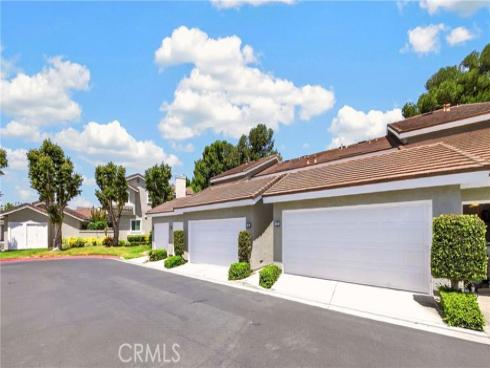 93 Goldenrod , Irvine, CA