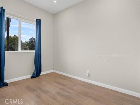 301 W 1st , La Habra, CA