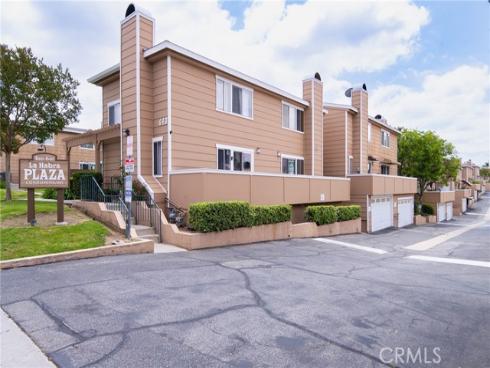 640 W. Lambert 35