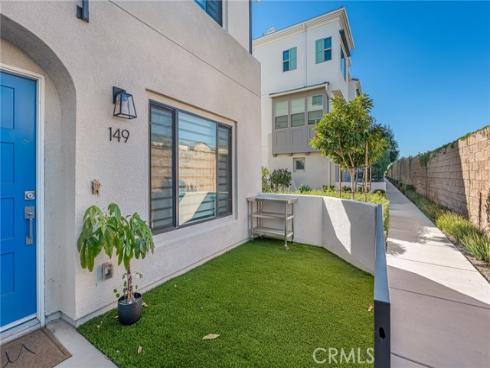 149 E Knox  , La Habra, CA