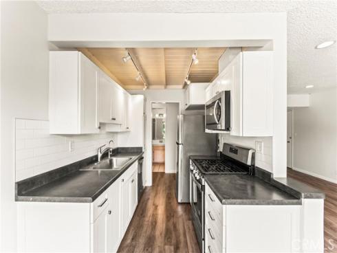 985 S Idaho 40 Street, La Habra, CA