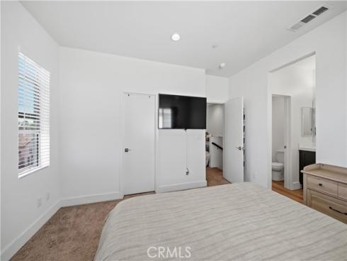 205 S Paige Ln , La Habra, CA