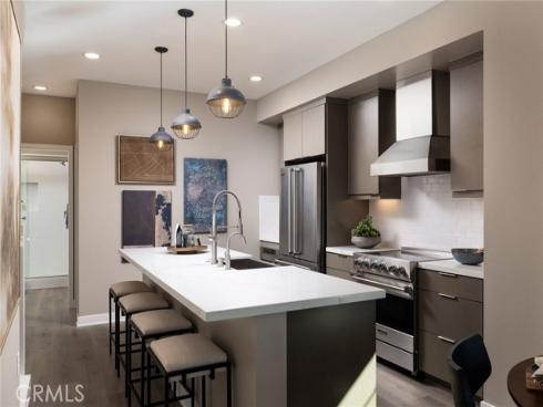 166 E Whittier Boulevard, La Habra, CA