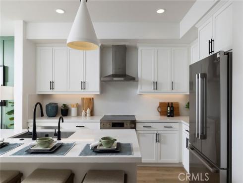 164 E Whittier   Boulevard, La Habra, CA