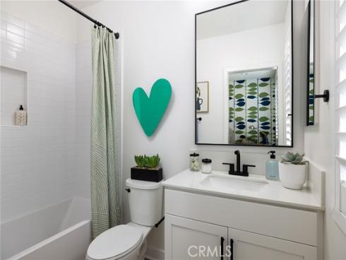 164 E Whittier   Boulevard, La Habra, CA