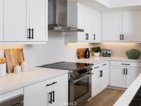 164 E Whittier   Boulevard, La Habra, CA