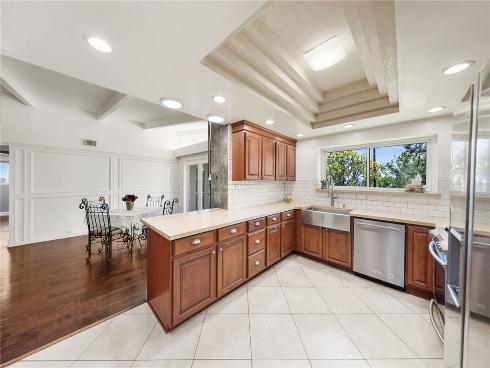 1020 La Serna , La Habra, CA