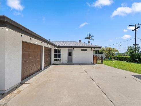 1020 La Serna , La Habra, CA