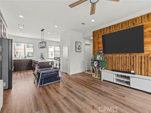 139 E Knox Dr , La Habra, CA