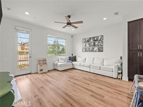 139 E Knox Dr , La Habra, CA