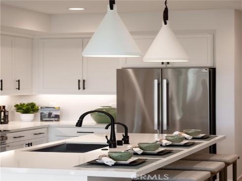 318 E William   Way, La Habra, CA