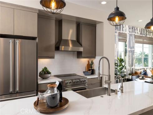 326 E William   Way, La Habra, CA