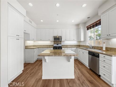 107 E Triana Court, La Habra, CA