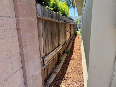 315 E Francis , La Habra, CA