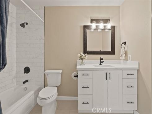 1042 E La Habra  231  Boulevard, La Habra, CA