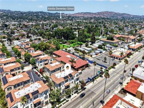 162  Reed  48  Lane, La Habra, CA