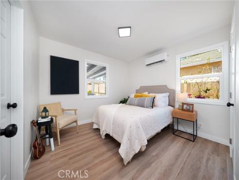 405 W 1st , La Habra, CA