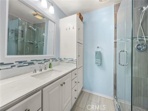 945 Glencliff , La Habra, CA