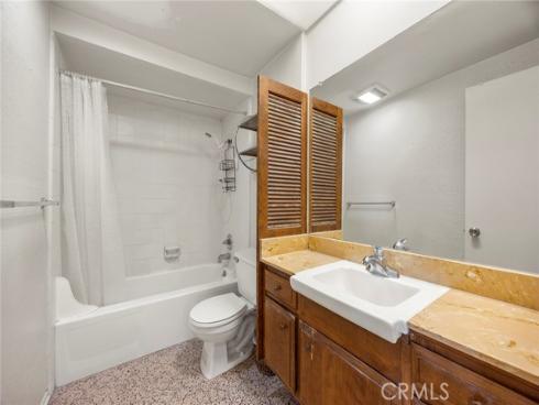 945  Glencliff  , La Habra, CA