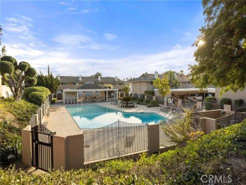 945 Glencliff , La Habra, CA