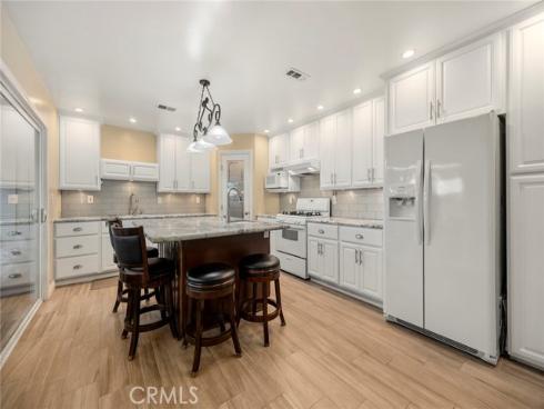 945 Glencliff , La Habra, CA