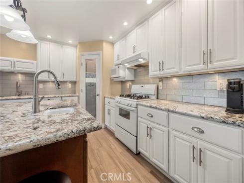 945  Glencliff  , La Habra, CA