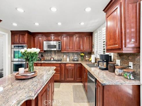 761 Sturbridge , La Habra, CA