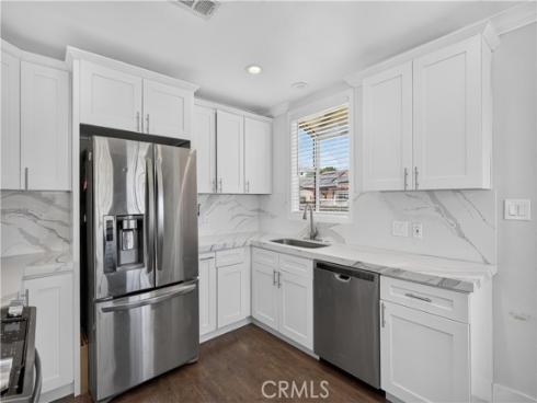 412 S Colfax Street, La Habra, CA