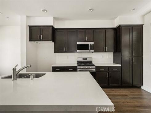 123 E Knox , La Habra, CA