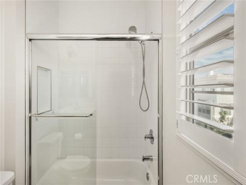 123 E Knox , La Habra, CA
