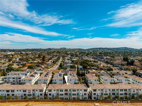 123 E Knox  , La Habra, CA