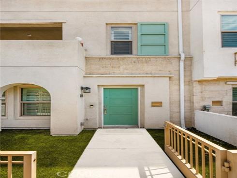 123 E Knox  , La Habra, CA