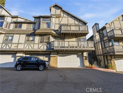 527 S Walnut  3 , La Habra, CA