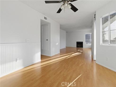 527 S Walnut  3 , La Habra, CA