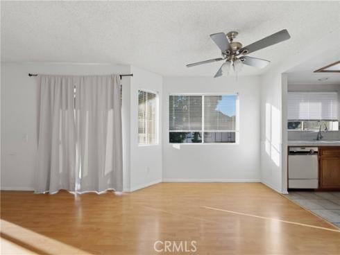 527 S Walnut  3 , La Habra, CA