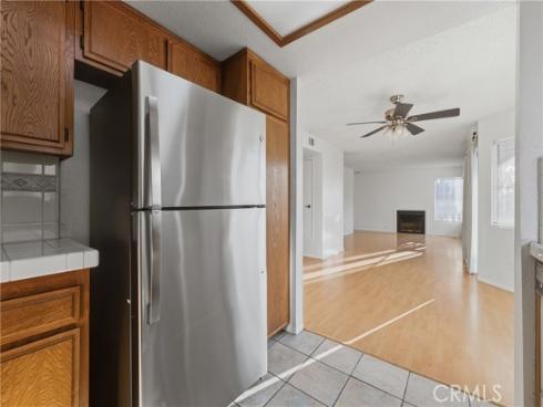 527 S Walnut  3 , La Habra, CA