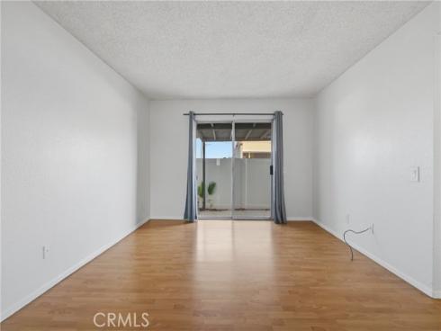 527 S Walnut  3 , La Habra, CA
