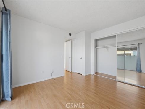 527 S Walnut  3 , La Habra, CA
