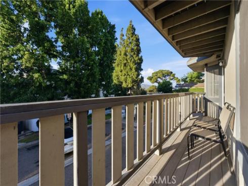 527 S Walnut  3 , La Habra, CA