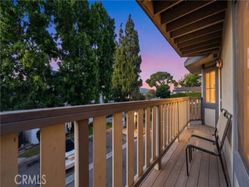 527 S Walnut  3 , La Habra, CA