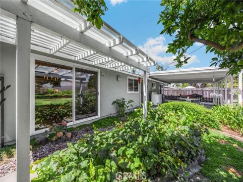 2011 Gregory Lane, La Habra, CA
