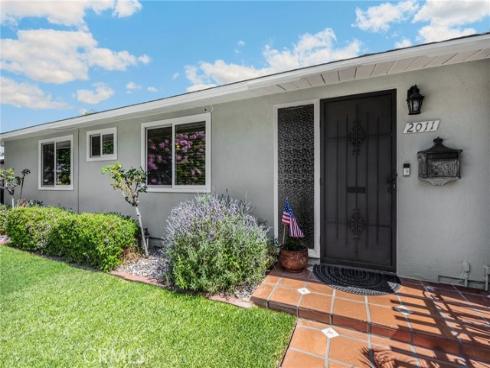 2011 Gregory Lane, La Habra, CA