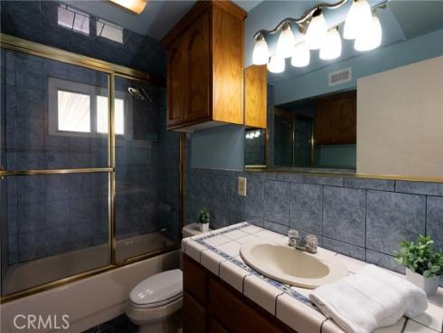 1700 W El Portal , La Habra, CA